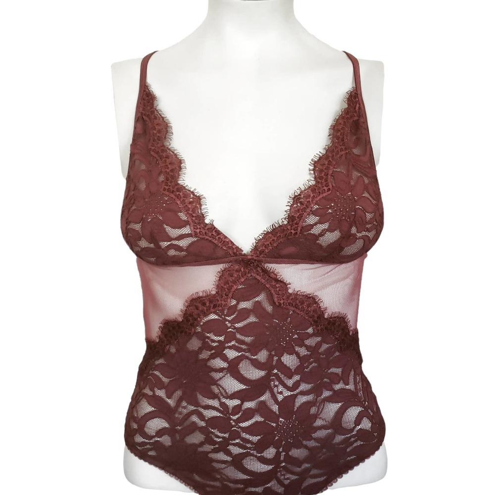 NEW Free People bodysuit Speed Date open back sheer floral lace cherry red Sz XS - Picture 3 of 8